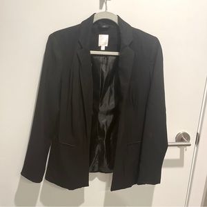 Black Lauren Condrad relaxed fit blazer, size xs